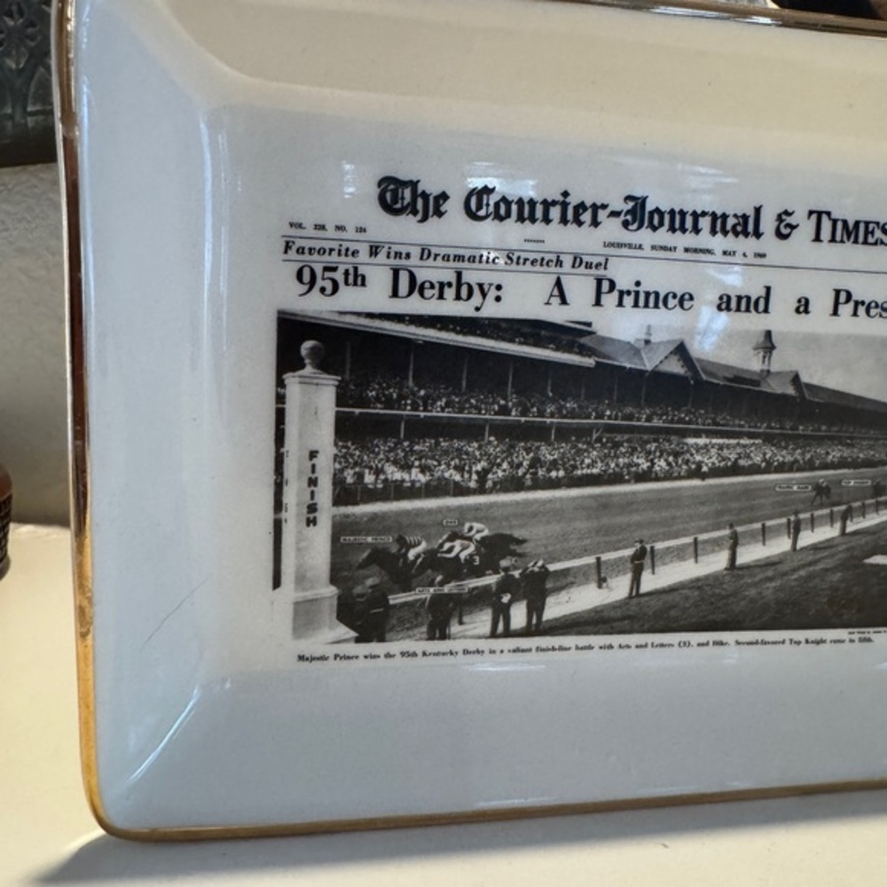 Hugh Haynie's Louisville Courier-Journal 1969 Kentucky Derby Trinket Tray - Picture 2 of 8